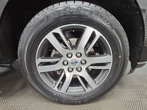 Used 2024 Ford Expedition Limited image 52