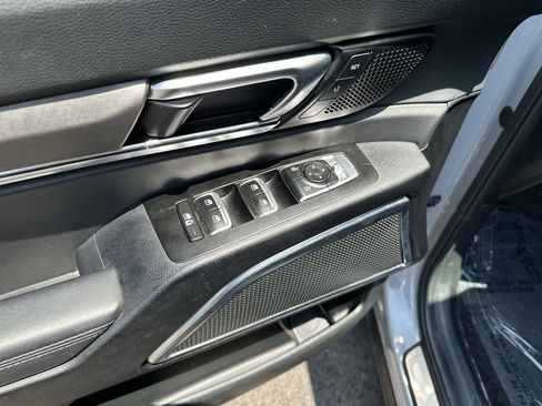 Used 2024 Kia Telluride SX X-Line AWD/4WD image 9