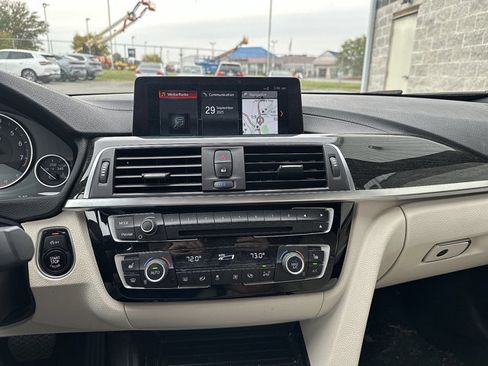 Used 2018 BMW 430i Gran Coupe xDrive image 16
