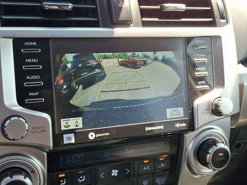 Used 2022 Toyota 4Runner Limited AWD/4WD image 21