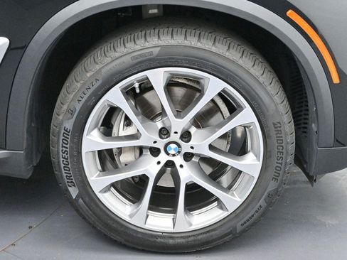 Used 2024 BMW X5 xDrive40i AWD/4WD image 37