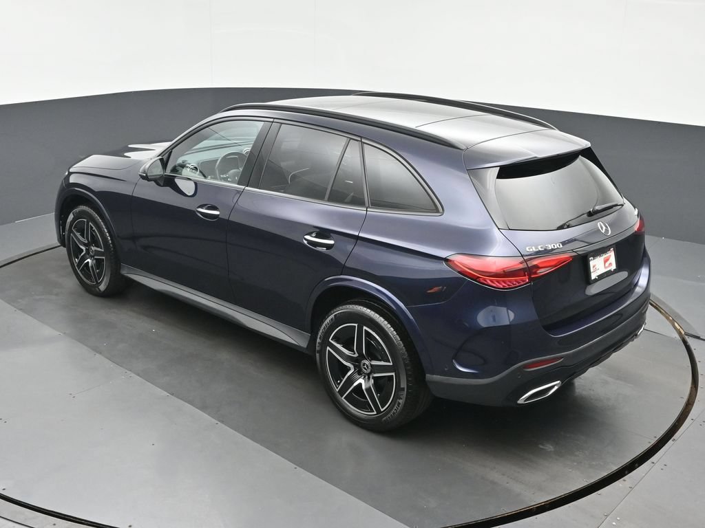 Used 2023 Mercedes-Benz GLC 300 4MATIC w/ AMG Line image 35