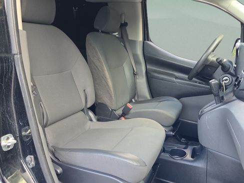 Used 2020 Nissan NV200 S w/ Back Door Glass Package FWD image 13