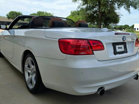 Used 2013 BMW 335i Convertible RWD image 5