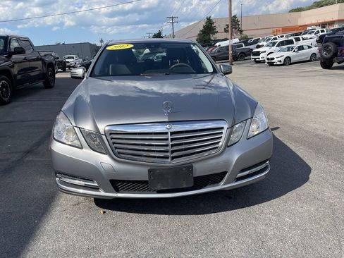 Used 2012 Mercedes-Benz E 350 4MATIC Sedan image 5