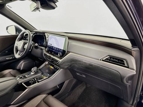 Used 2025 Lexus TX 350 AWD w/ Technology Package image 29