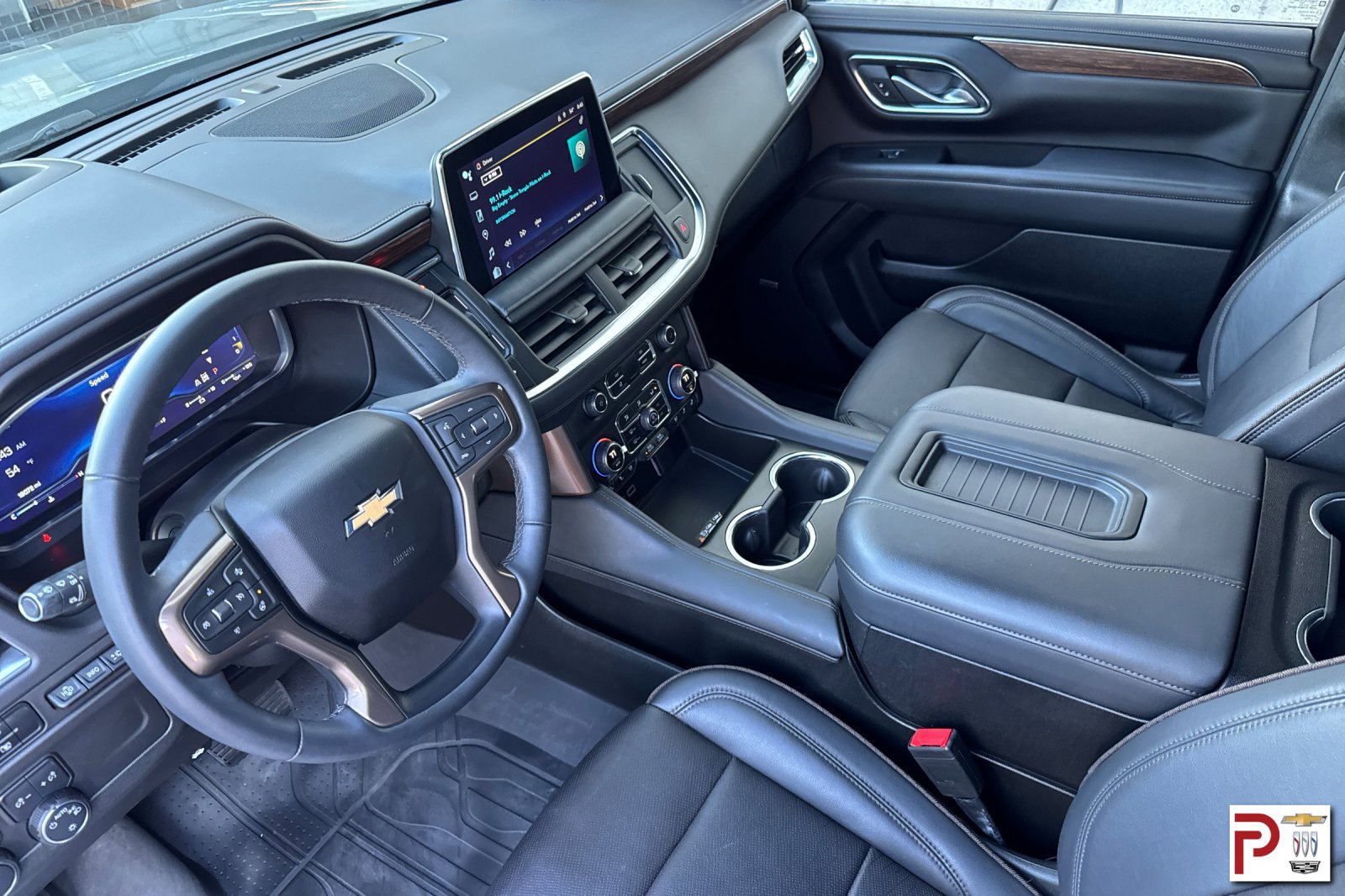 Used 2023 Chevrolet Suburban High Country AWD/4WD image 10