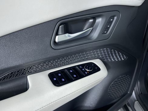 Certified 2024 Nissan Ariya AWD image 13