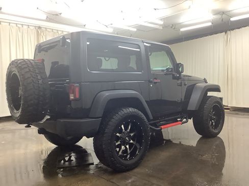 Used 2017 Jeep Wrangler Sport image 6