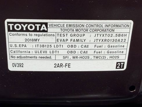 Used 2018 Toyota RAV4 XLE w/ All Weather Liner Package AWD/4WD image 24
