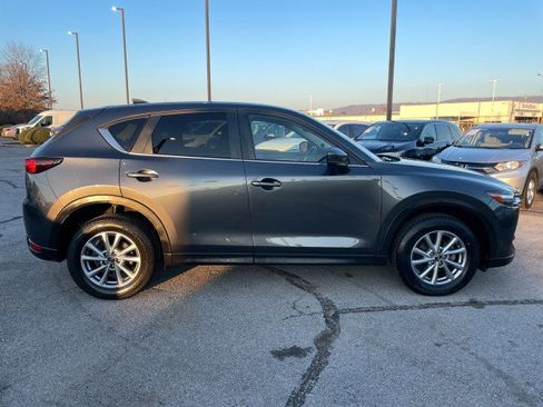 Used 2019 MAZDA CX-5 Touring image 6
