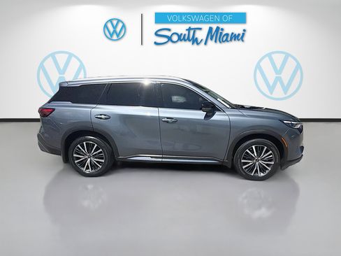 Used 2023 INFINITI QX60 Sensory w/ Vision Package image 8