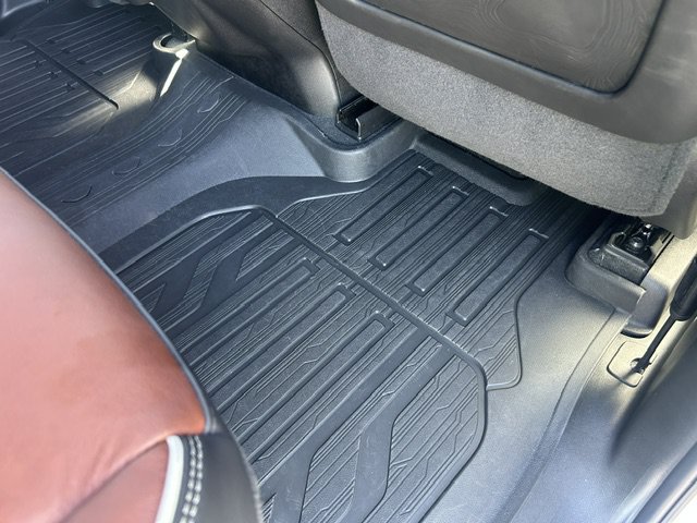 Used 2024 GMC Sierra 2500 Denali Ultimate AWD/4WD image 18