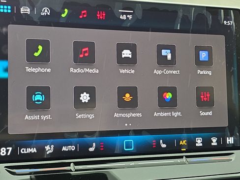 New 2026 Volkswagen Tiguan SE R-Line FWD image 21