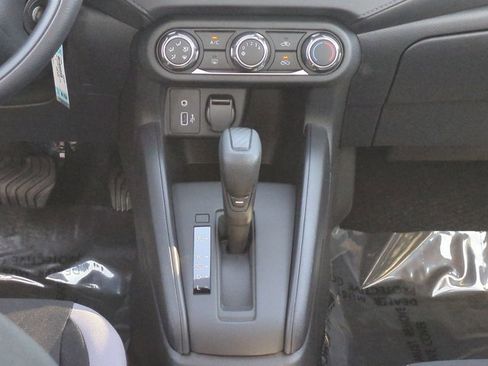 Certified 2025 Nissan Versa S w/ Trunk Package image 18