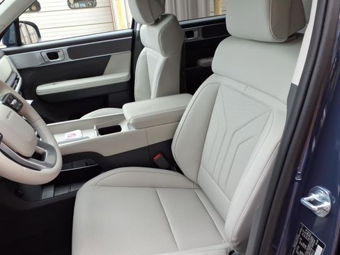 New 2026 Hyundai Santa Fe SEL FWD image 9