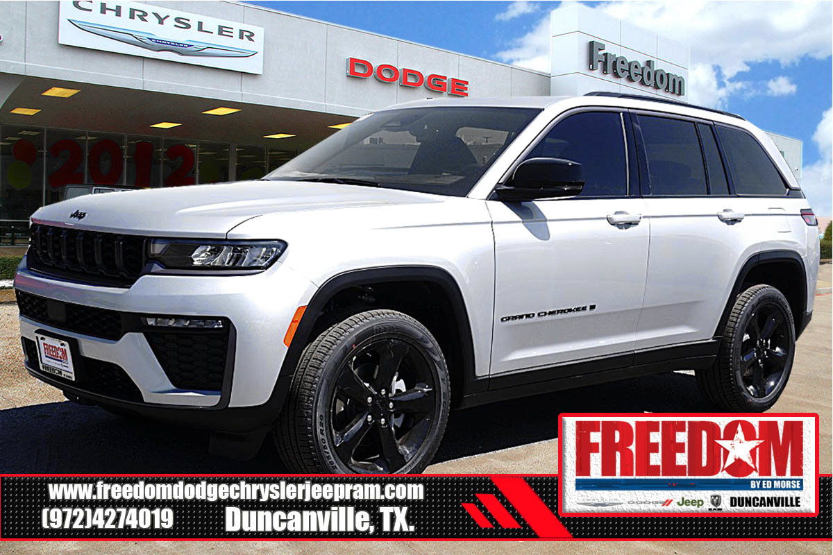 New 2026 Jeep Grand Cherokee Limited w/ Limited Altitude Package AWD/4WD image 1