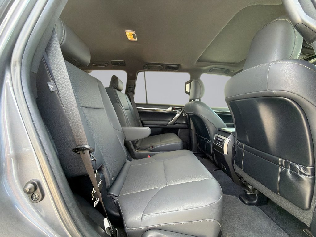 Certified 2022 Lexus GX 460 Premium AWD/4WD image 17