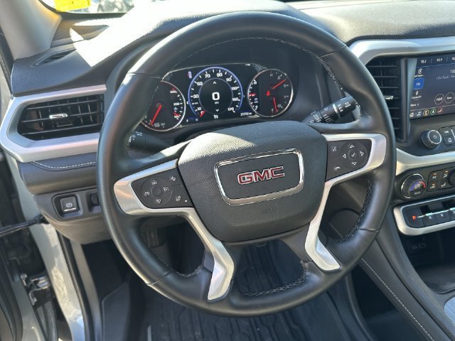 Used 2023 GMC Acadia SLT w/ Technology Package FWD image 14