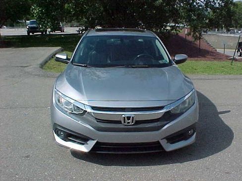 Used 2016 Honda Civic EX-L image 32