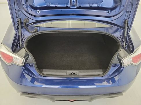 Used 2015 Scion FR-S RWD image 10