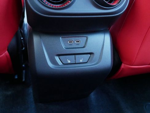 Used 2024 Chevrolet Blazer EV RS image 18