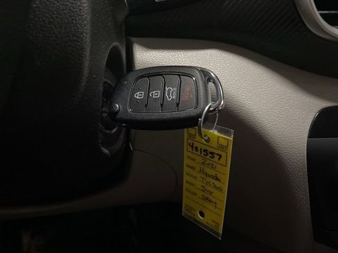 Used 2021 Hyundai Tucson SE image 31