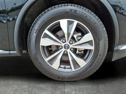 Used 2023 Nissan Murano SV AWD/4WD image 9