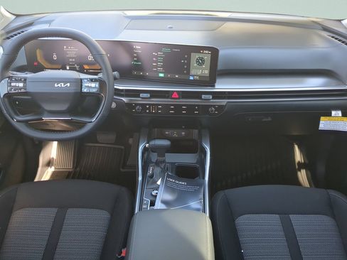 New 2026 Kia Sorento LX FWD image 15