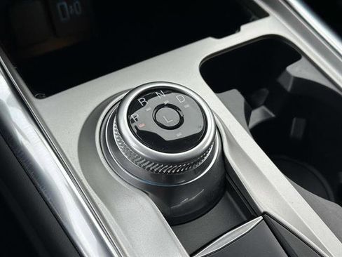 Used 2023 Ford Explorer XLT w/ Equipment Group 202A image 21