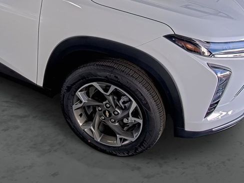 New 2026 Chevrolet Trax LT w/ LT Convenience Package image 16