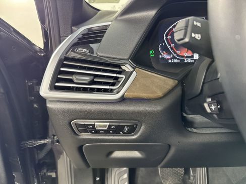 Used 2022 BMW X6 xDrive40i w/ Climate Comfort Package image 15