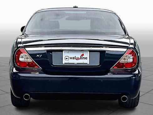 Used 2008 Jaguar XJ8 image 4