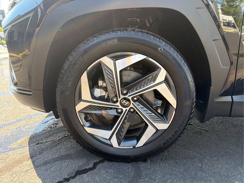 Certified 2024 Hyundai Tucson Limited AWD/4WD image 25