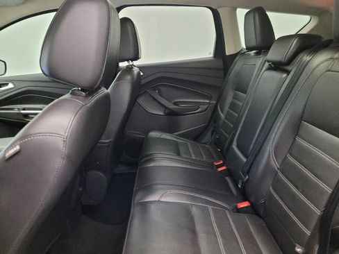 Used 2017 Ford Escape SE w/ SE Leather Comfort Package FWD image 18