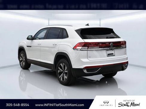 Used 2026 Volkswagen Atlas Cross Sport SE FWD image 6