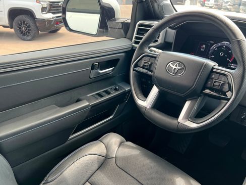 Used 2024 Toyota Tundra Platinum AWD/4WD image 12