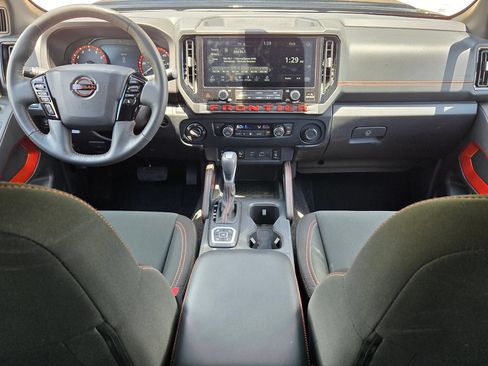 Used 2026 Nissan Frontier PRO-4X AWD/4WD image 16