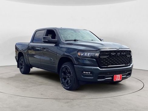 New 2026 RAM 1500 4x4 Crew Cab image 8