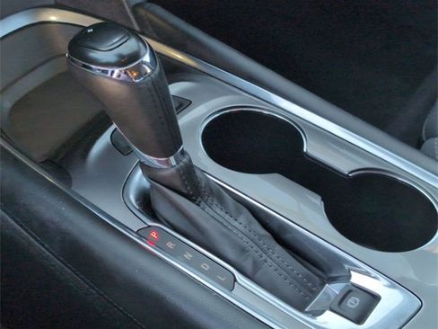 Certified 2016 Chevrolet Malibu Hybrid w/ Driver Confidence Package image 15