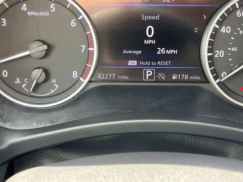 Used 2024 Nissan Sentra SV FWD image 39
