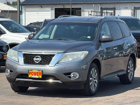 Used 2015 Nissan Pathfinder SV AWD/4WD image 7