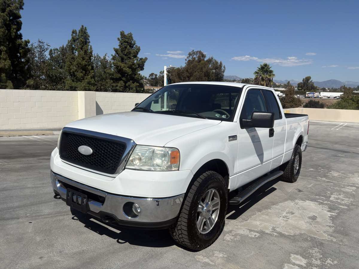 Used 2007 Ford F150 XLT AWD/4WD image 4