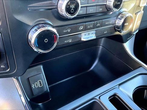 Used 2025 Ford F150 XLT w/ Equipment Group 301A Standard image 34