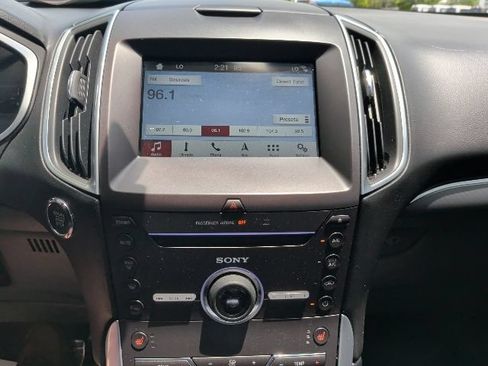 Used 2016 Ford Edge Sport w/ Technology Package AWD/4WD image 22