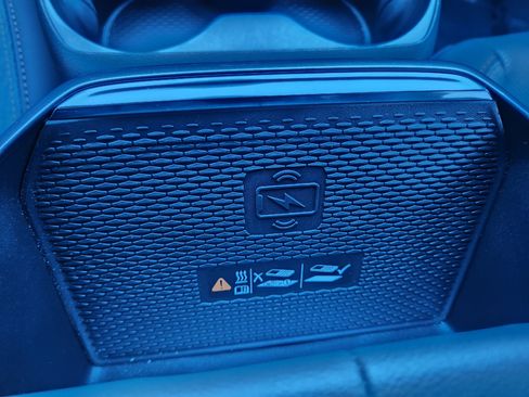 Used 2026 GMC Terrain AT4 w/ Technology Package II image 28