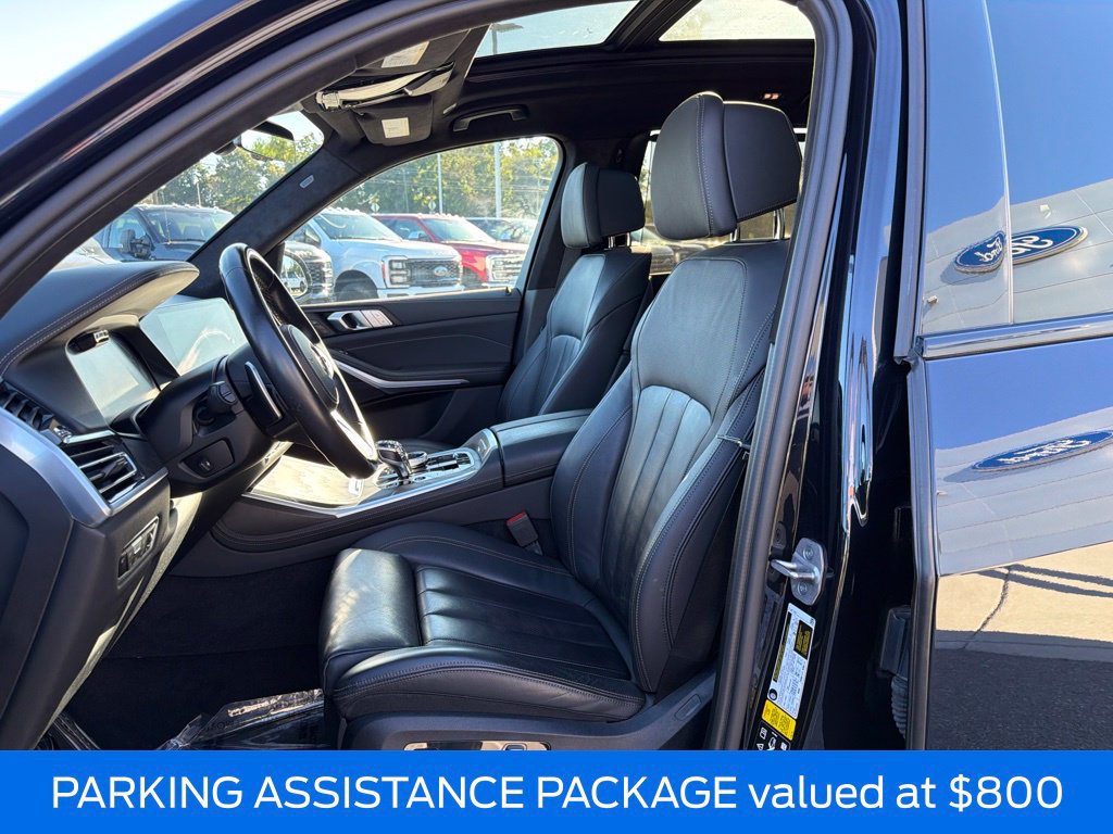 Used 2022 BMW X7 xDrive40i w/ M Sport Package AWD/4WD image 10