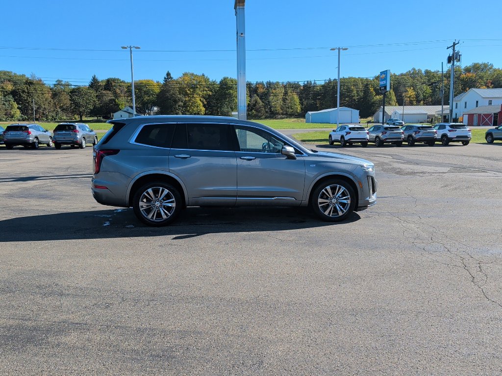Used 2021 Cadillac XT6 Premium Luxury AWD/4WD image 6