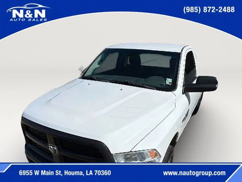 Used 2016 RAM 2500 Tradesman RWD image 9