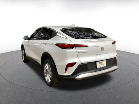 Used 2025 Buick Envista Preferred image 5